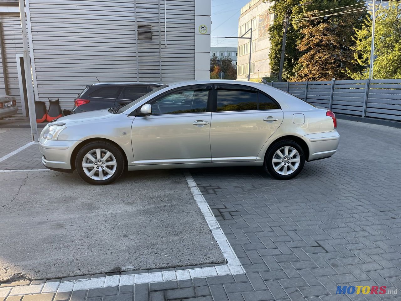 2006' Toyota Avensis photo #6
