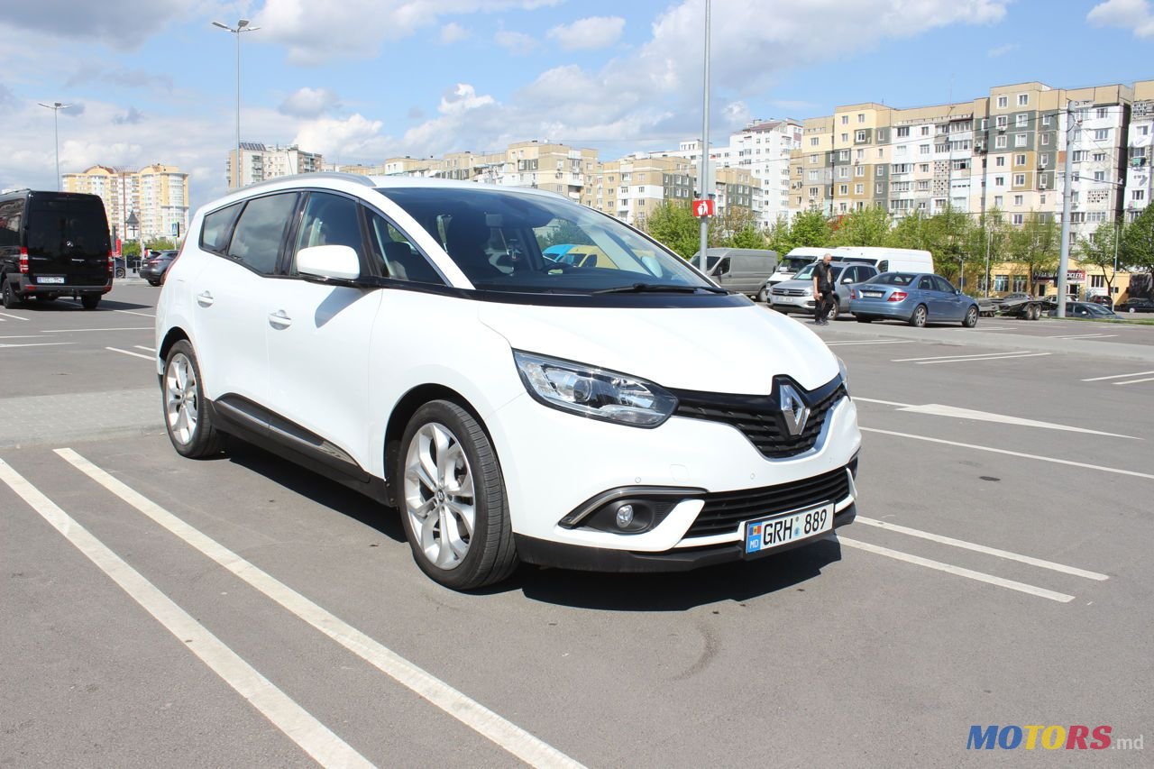 2017' Renault Grand Scenic photo #1