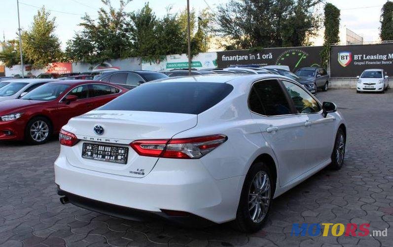 2017' Toyota Camry photo #2