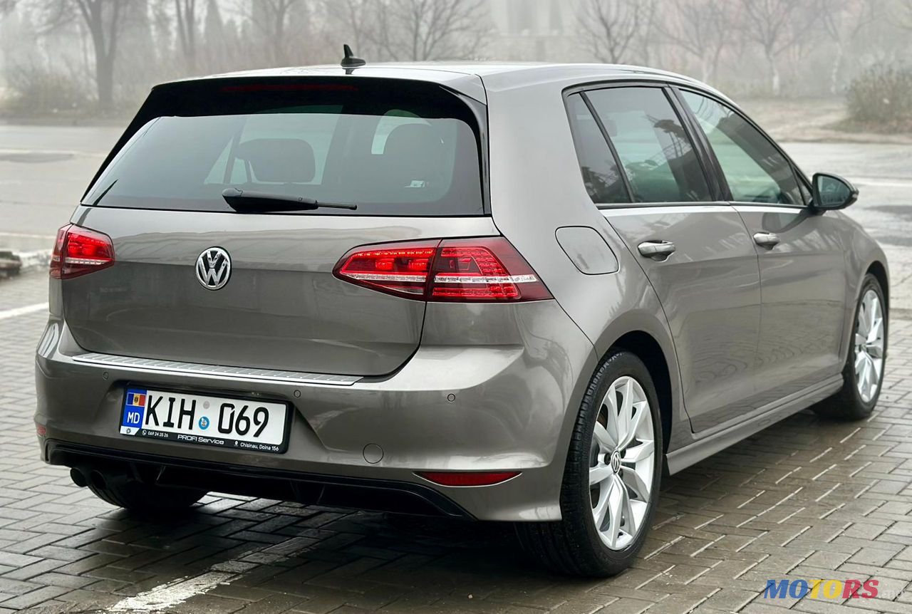 2013' Volkswagen Golf photo #3