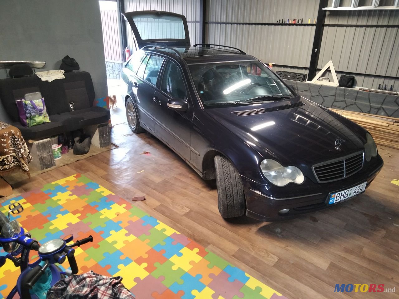 2003' Mercedes-Benz C Класс photo #2