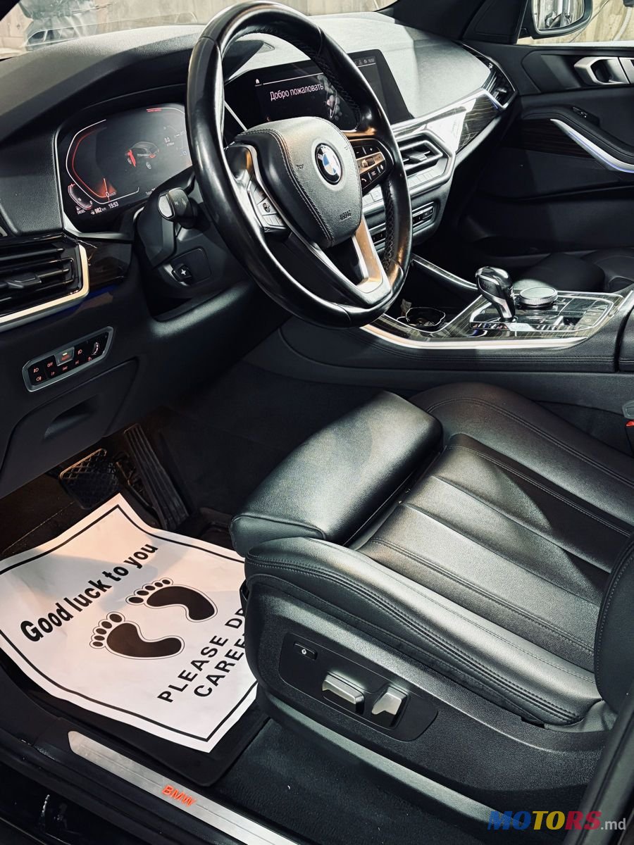 2019' BMW X5 photo #5