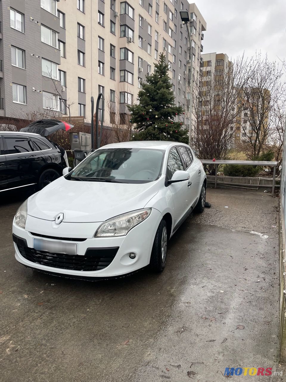 2011' Renault Megane photo #1