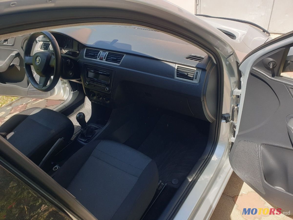 2013' Skoda Rapid photo #4