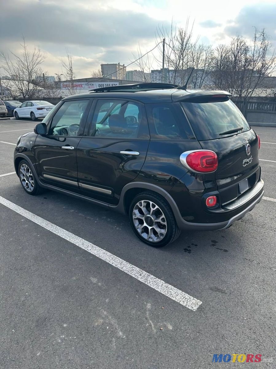 2014' Fiat 500L photo #3