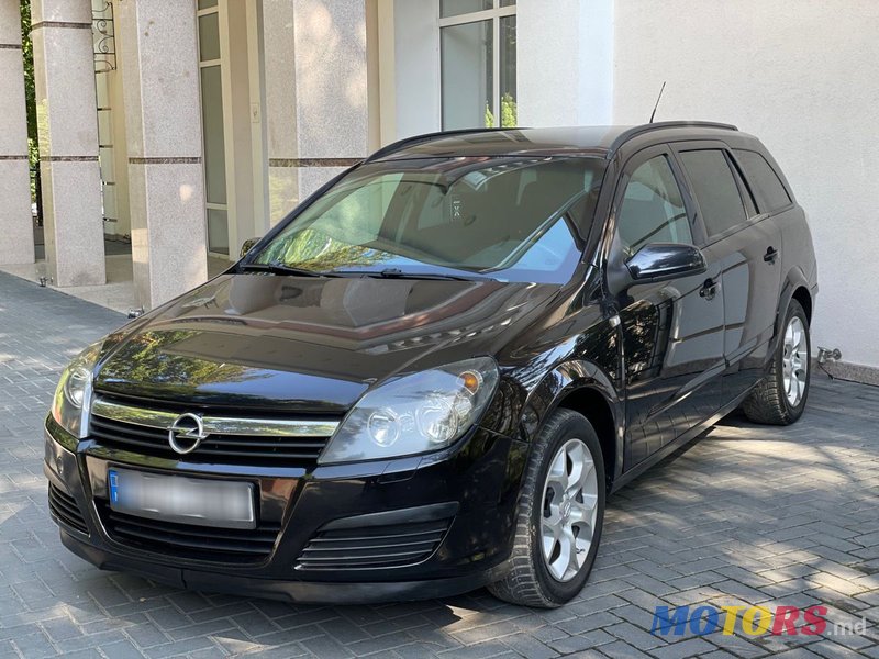 2006' Opel Astra photo #3