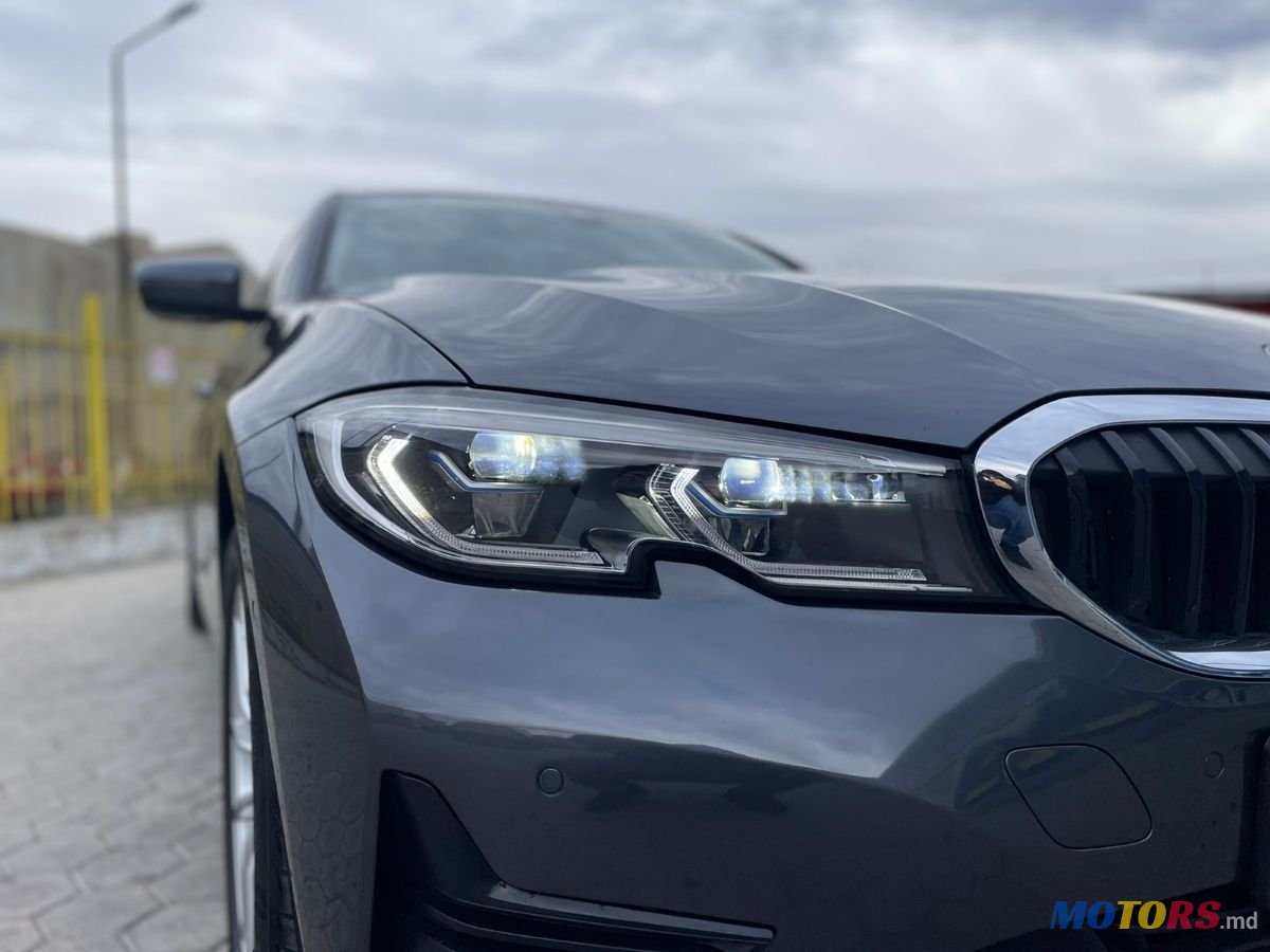 2020' BMW 3 Series photo #4