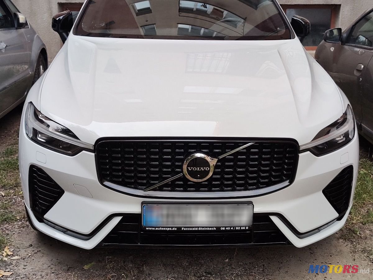 2022' Volvo XC60 photo #1