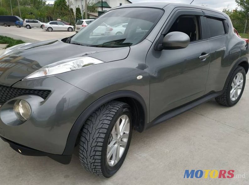 2010' Nissan Juke photo #3