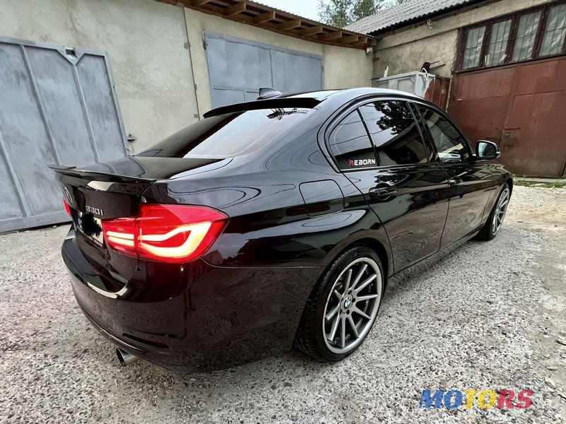 2016' BMW 3 Series photo #5