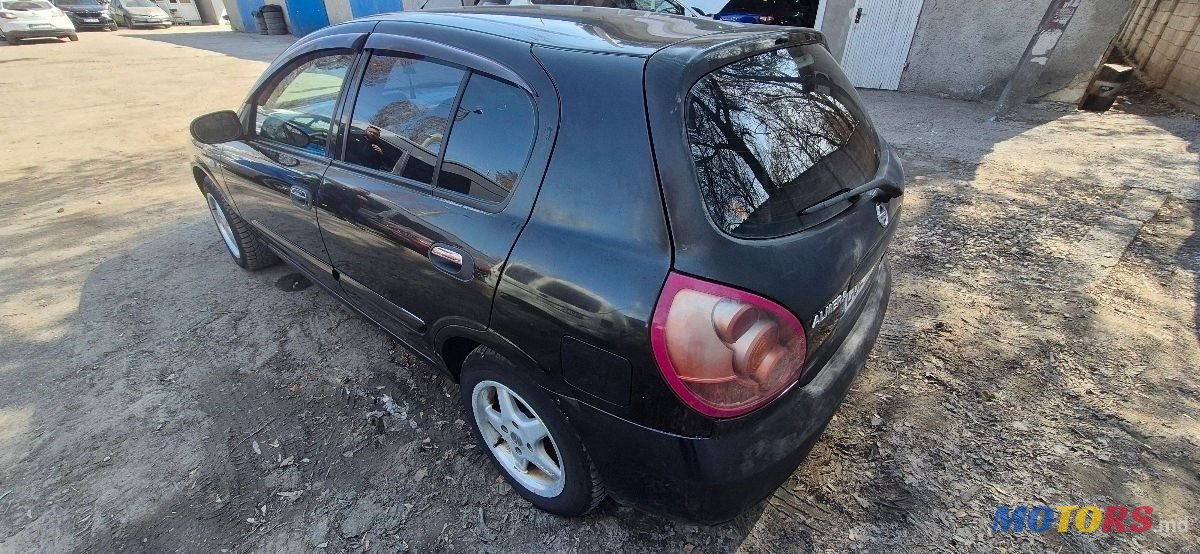 2006' Nissan Almera photo #3