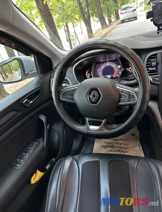 2020' Renault Megane photo #6