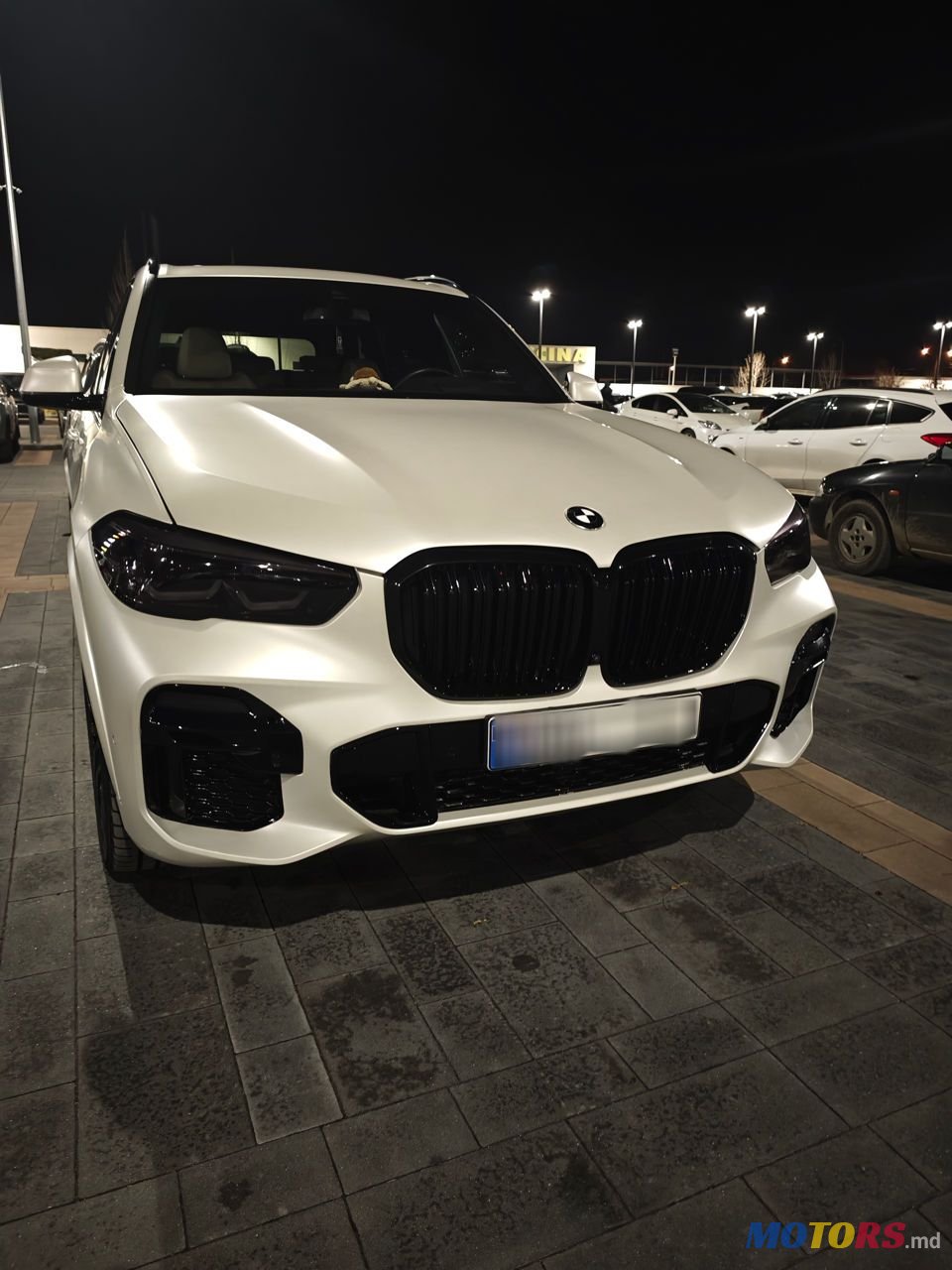 2022' BMW X5 photo #2