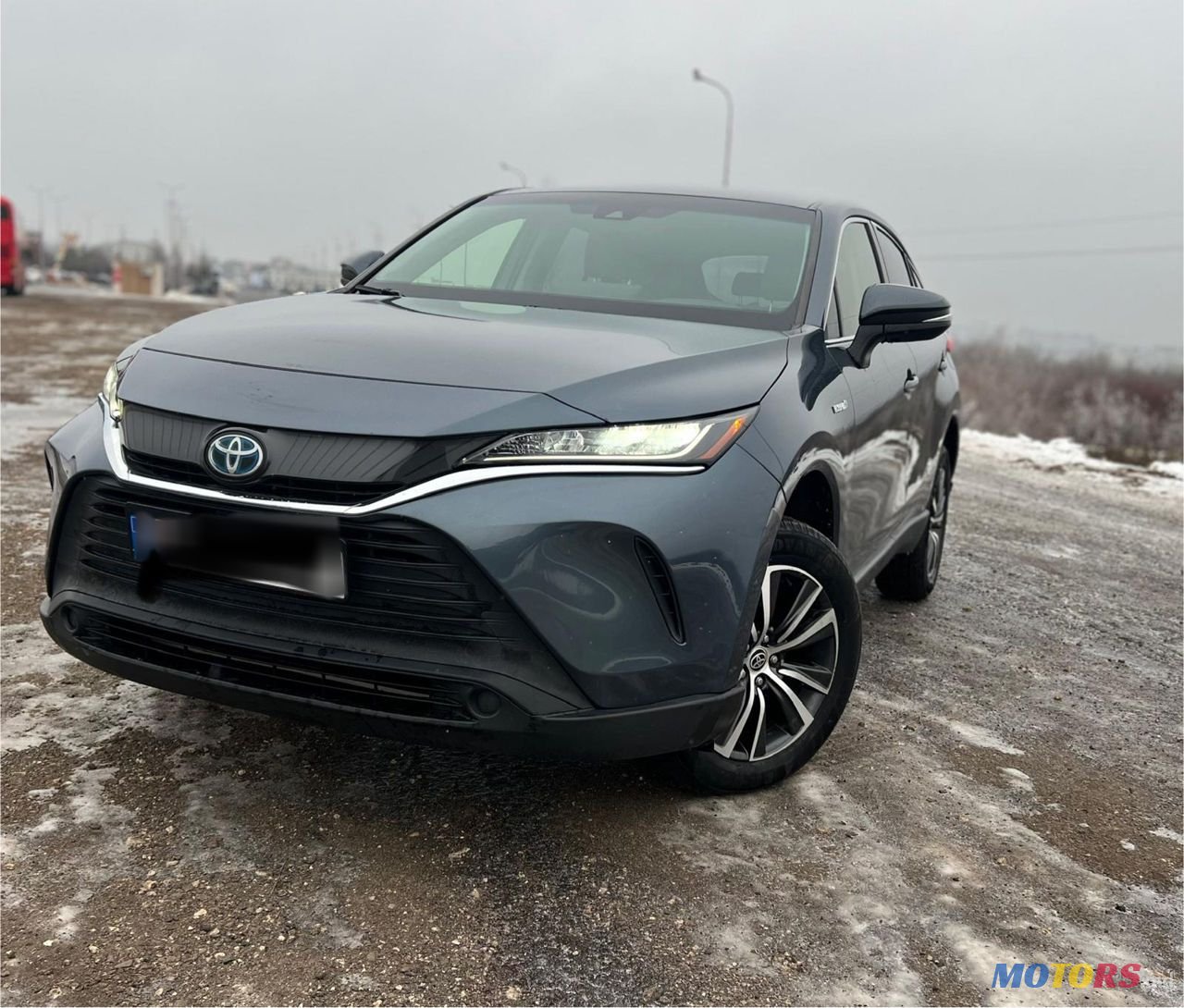 2021' Toyota Venza photo #3