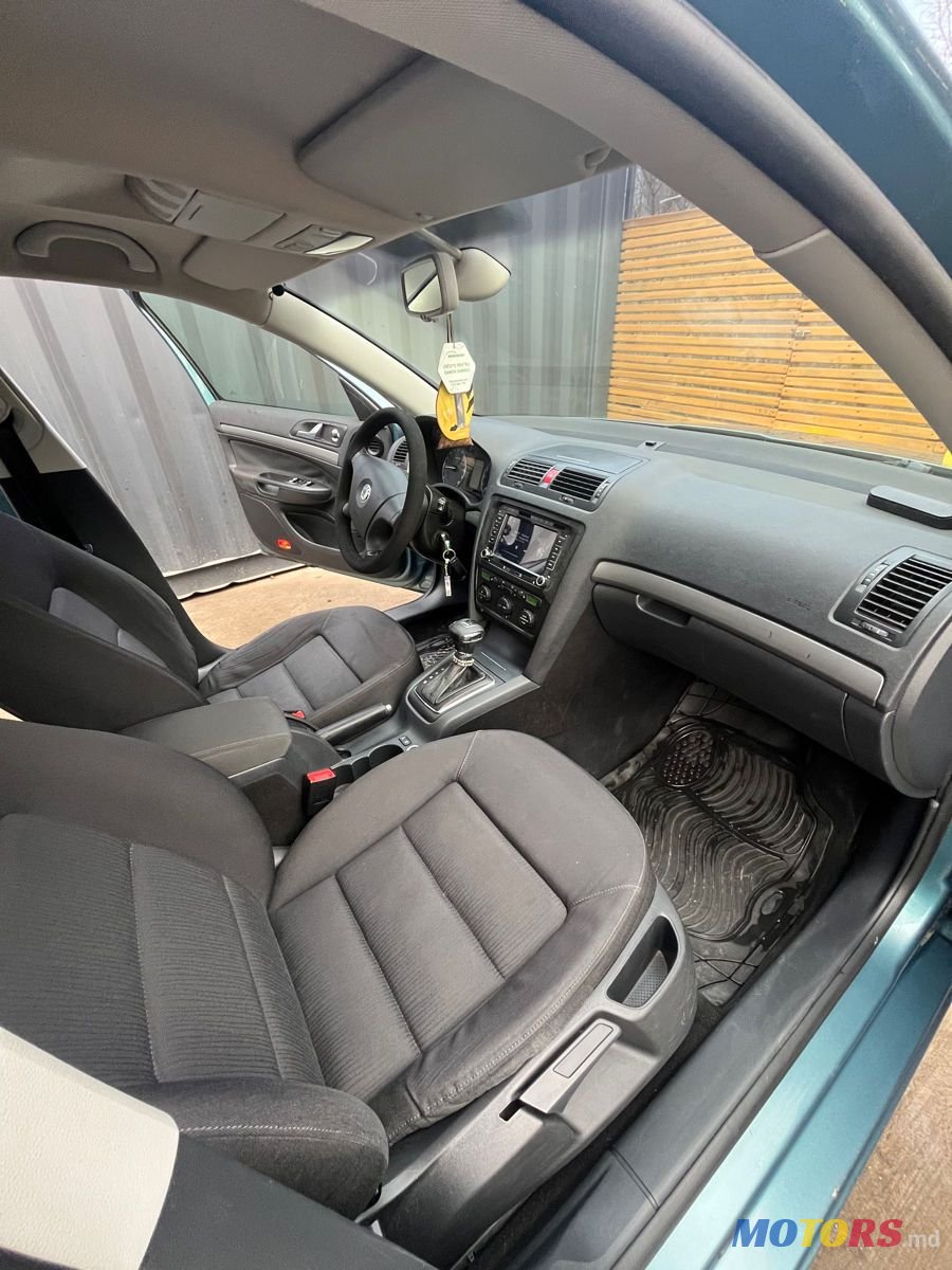 2005' Skoda Octavia photo #6