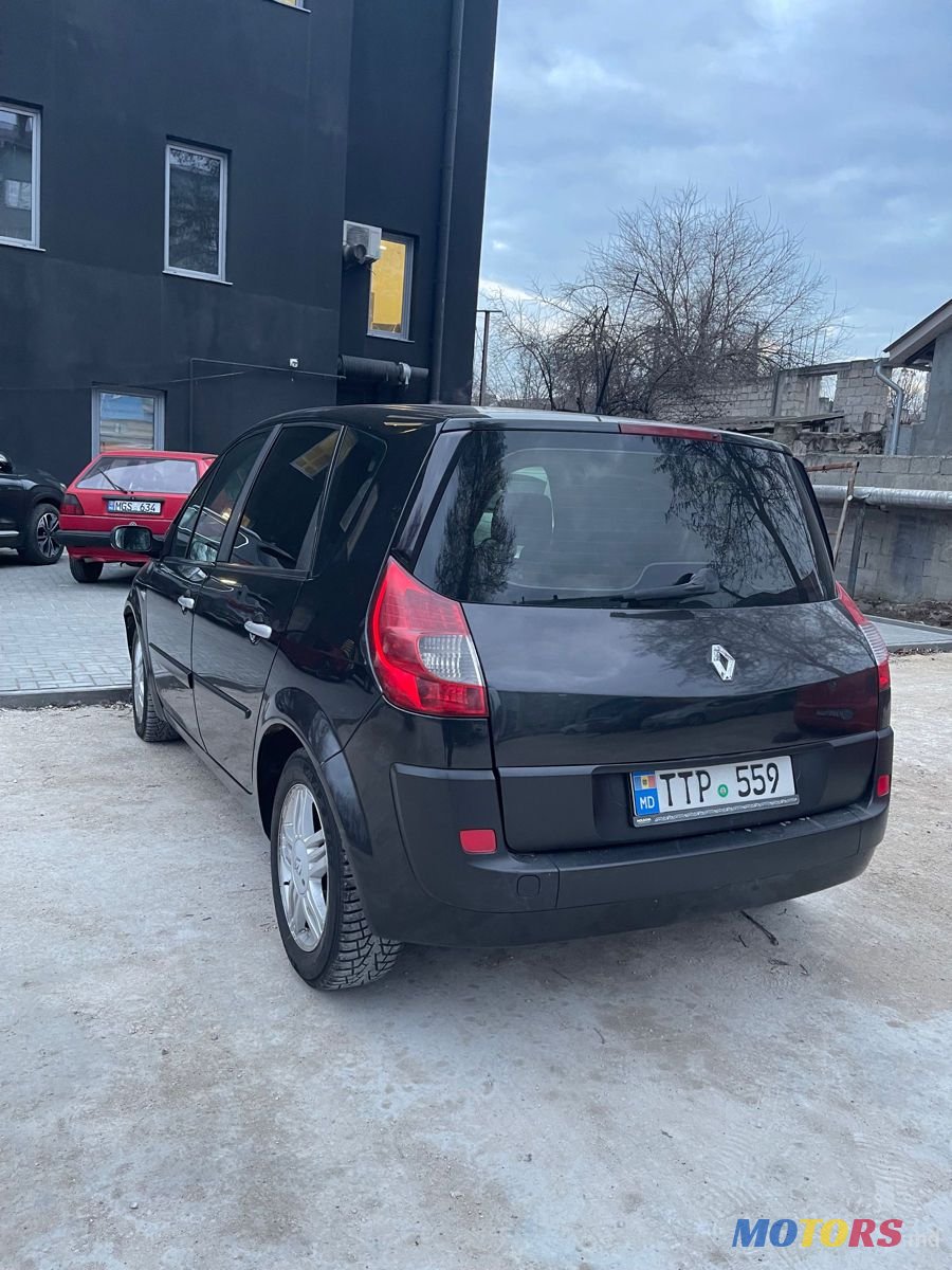 2008' Renault Scenic photo #2