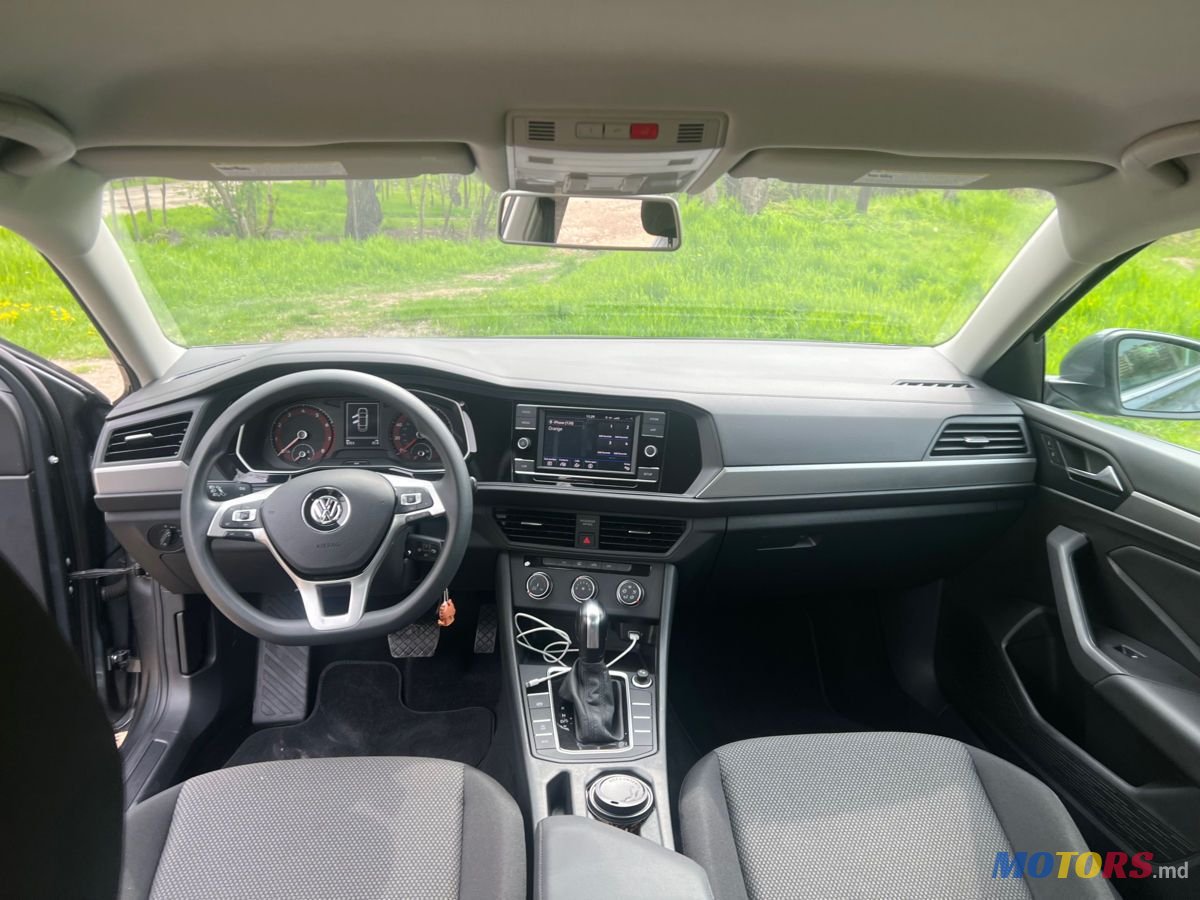 2019' Volkswagen Jetta photo #3