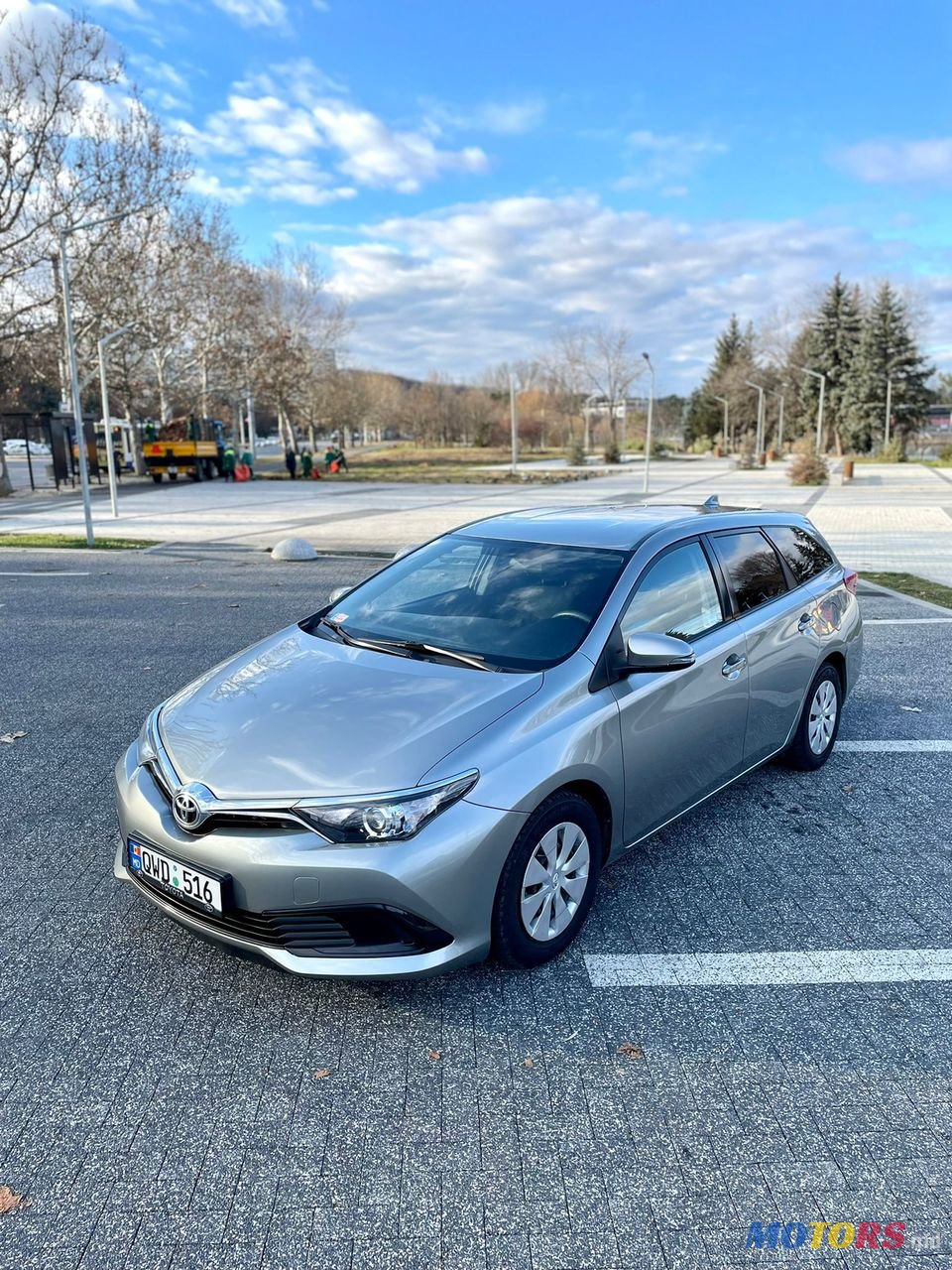 2015' Toyota Auris photo #3