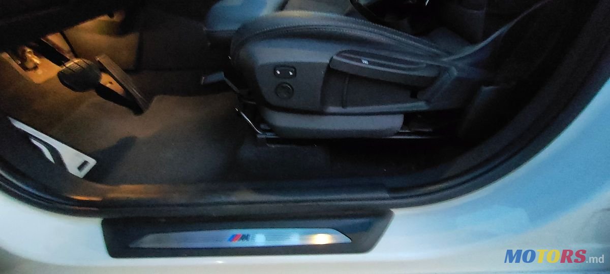 2019' BMW 2 Series Gran Tourer photo #2