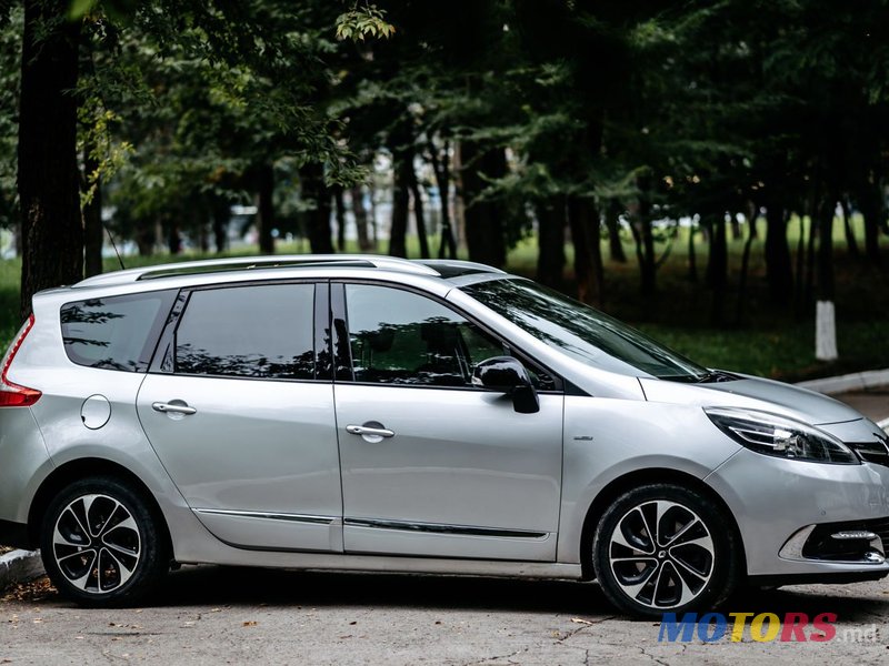 2016' Renault Grand Scenic photo #3