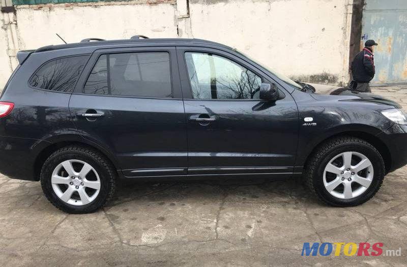 2007' Hyundai Santa Fe photo #1