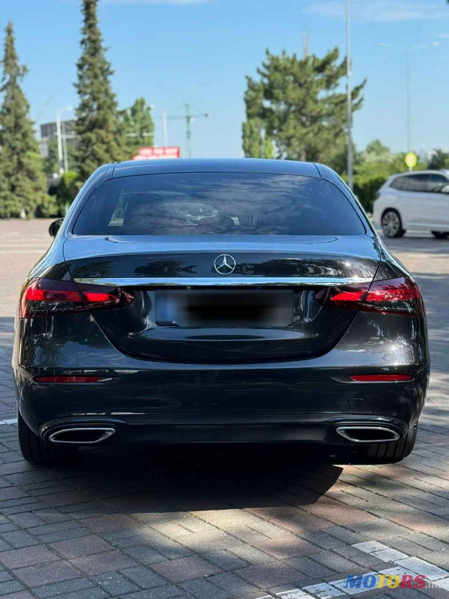 2021' Mercedes-Benz E-Class photo #4