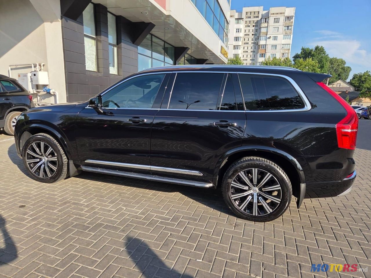 2021' Volvo XC90 photo #3