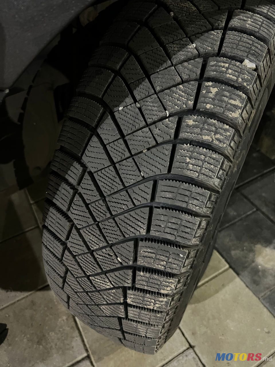 2010' Toyota Auris photo #4