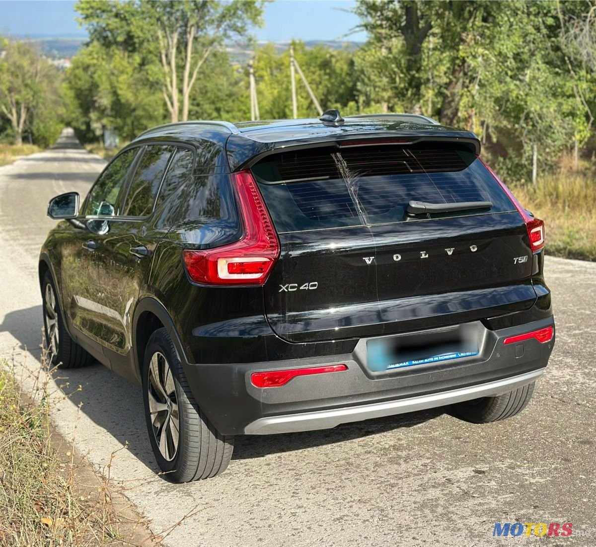 2020' Volvo XC40 photo #4
