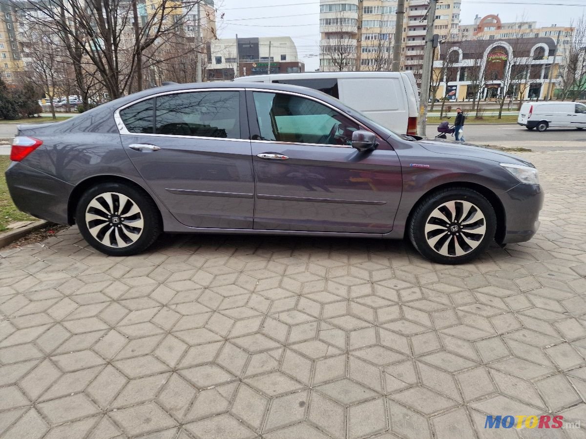 2013' Honda Accord photo #3