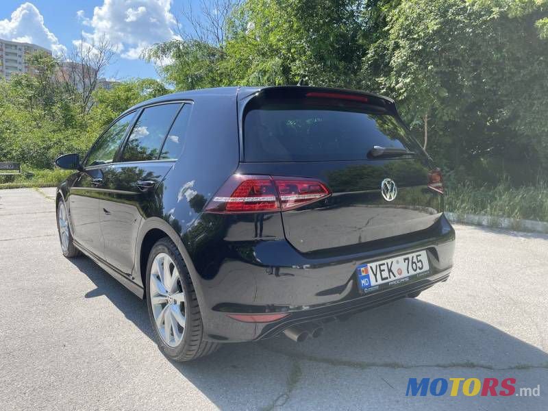 2013' Volkswagen Golf photo #4