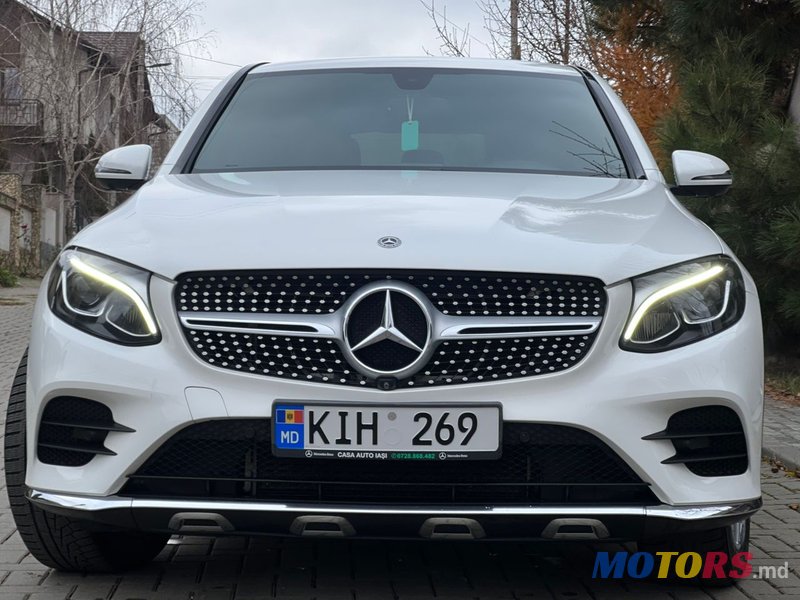 2017' Mercedes-Benz Glc Coupe photo #3