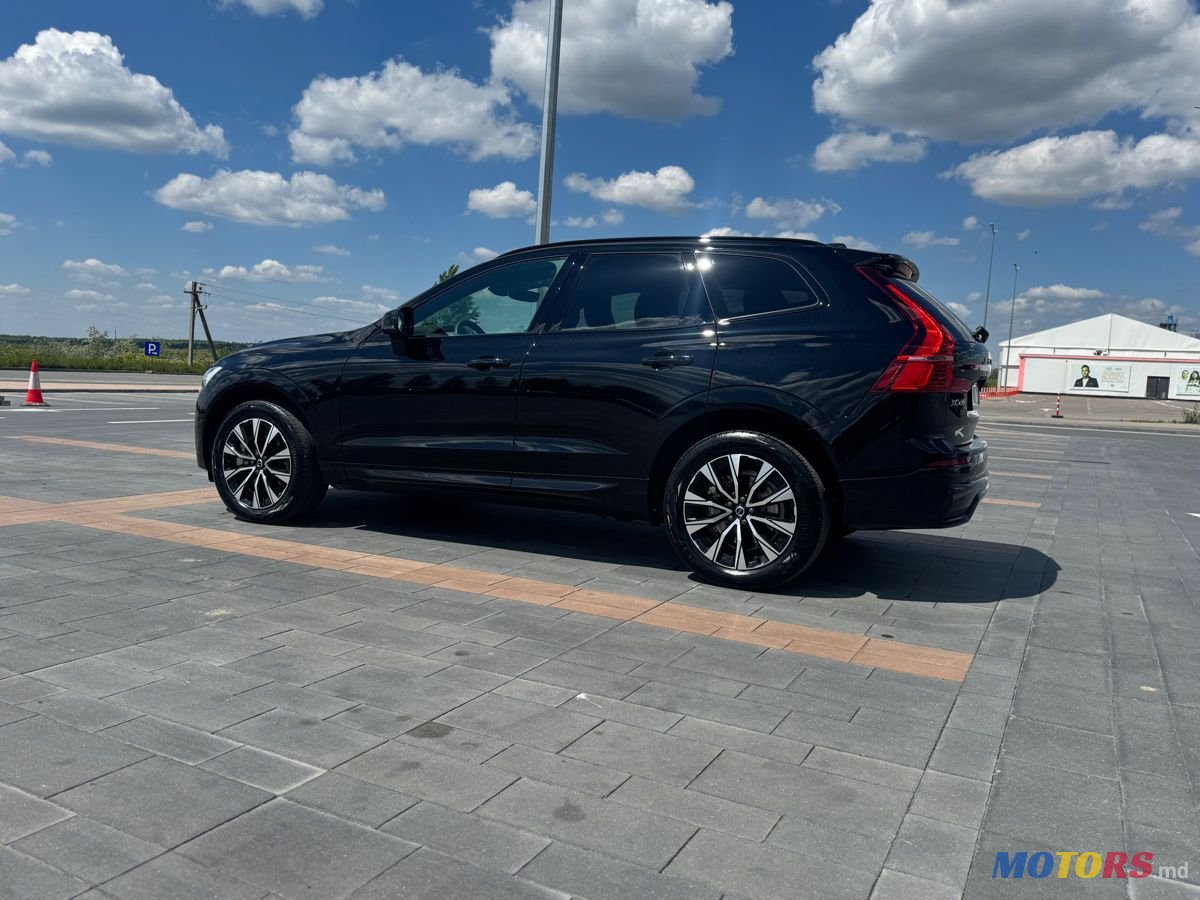2022' Volvo XC60 photo #3