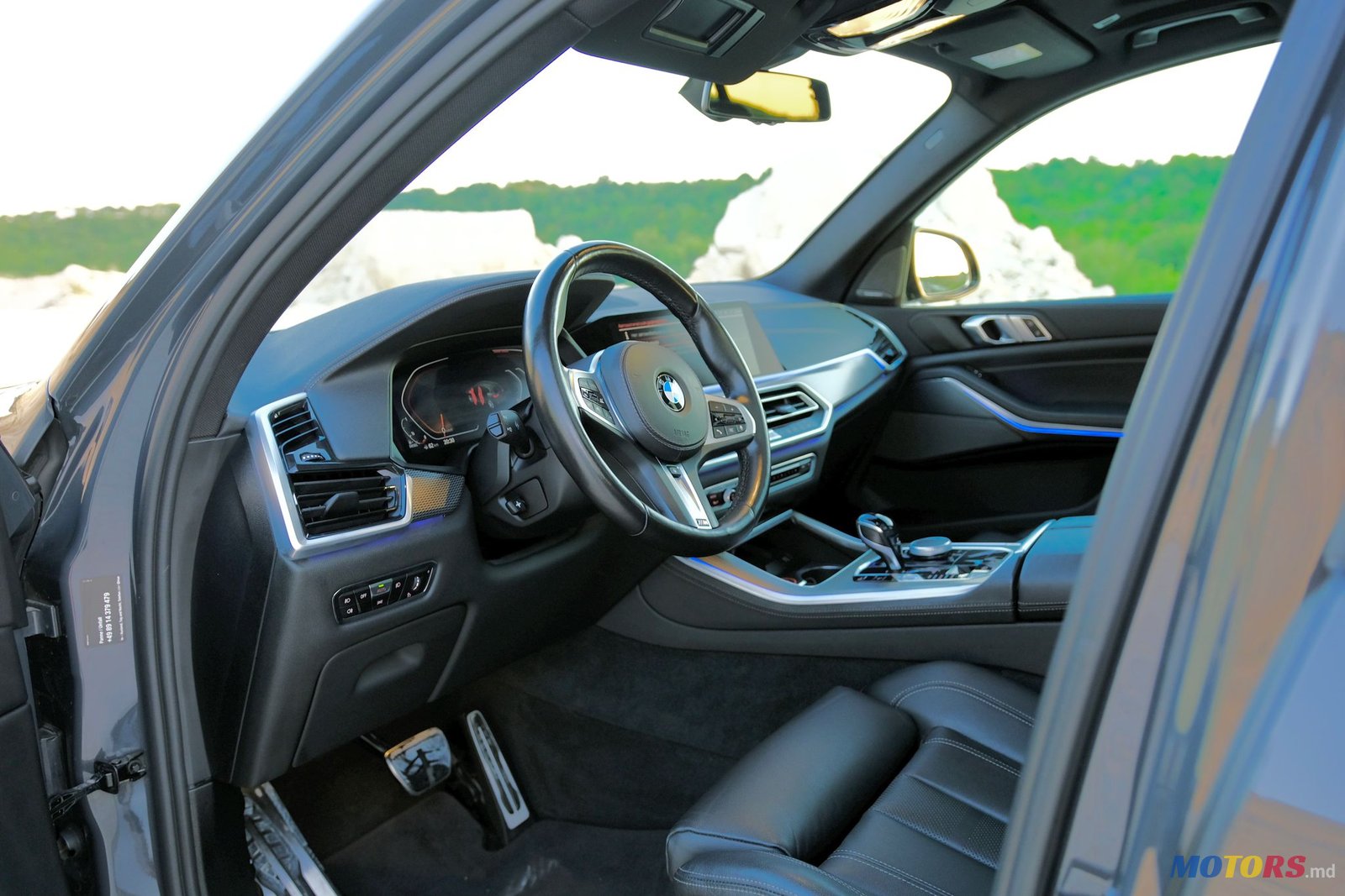 2021' BMW X5 photo #5