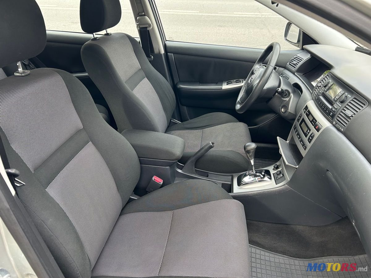 2006' Toyota Corolla photo #3