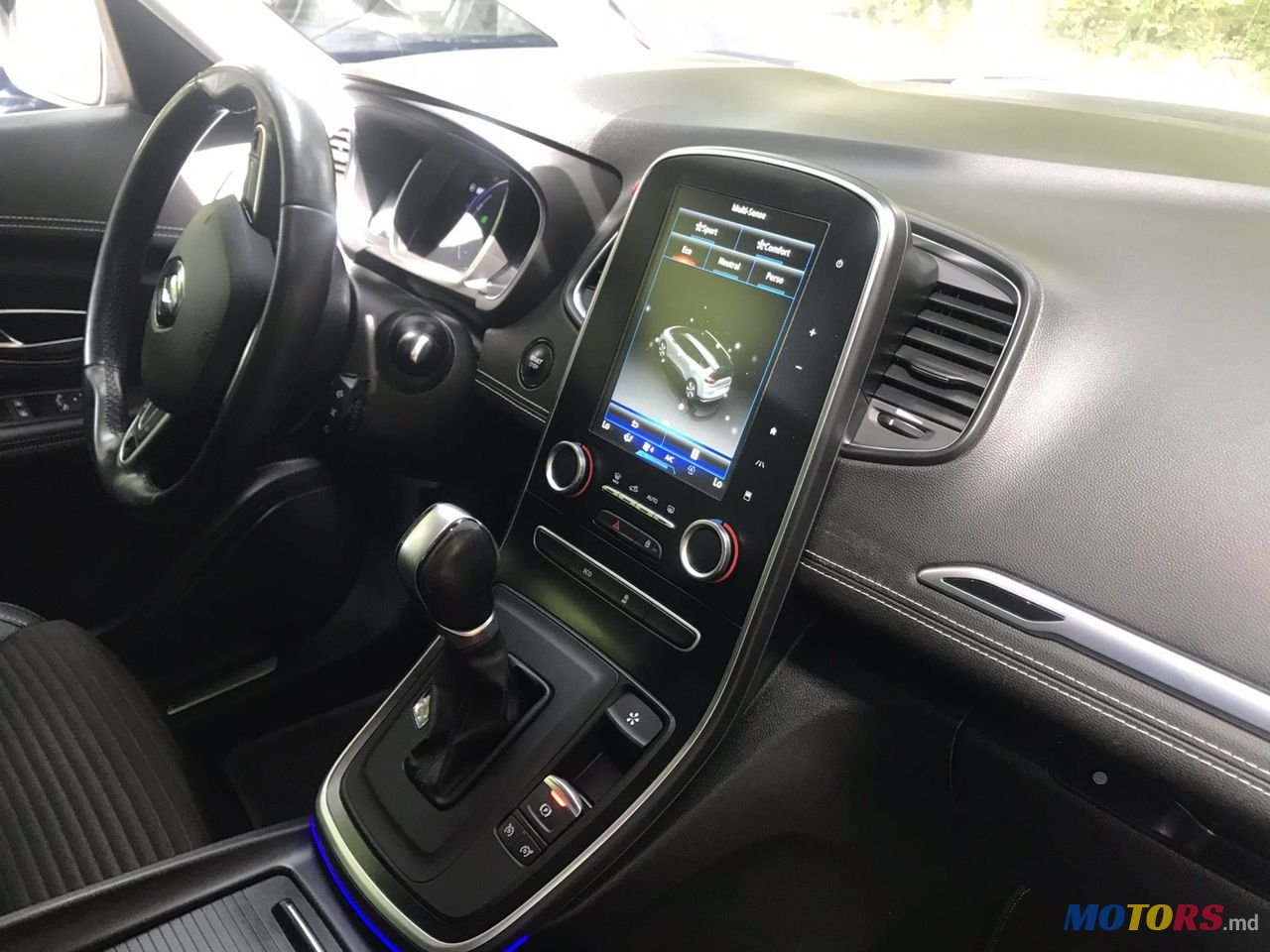 2018' Renault Grand Scenic photo #6