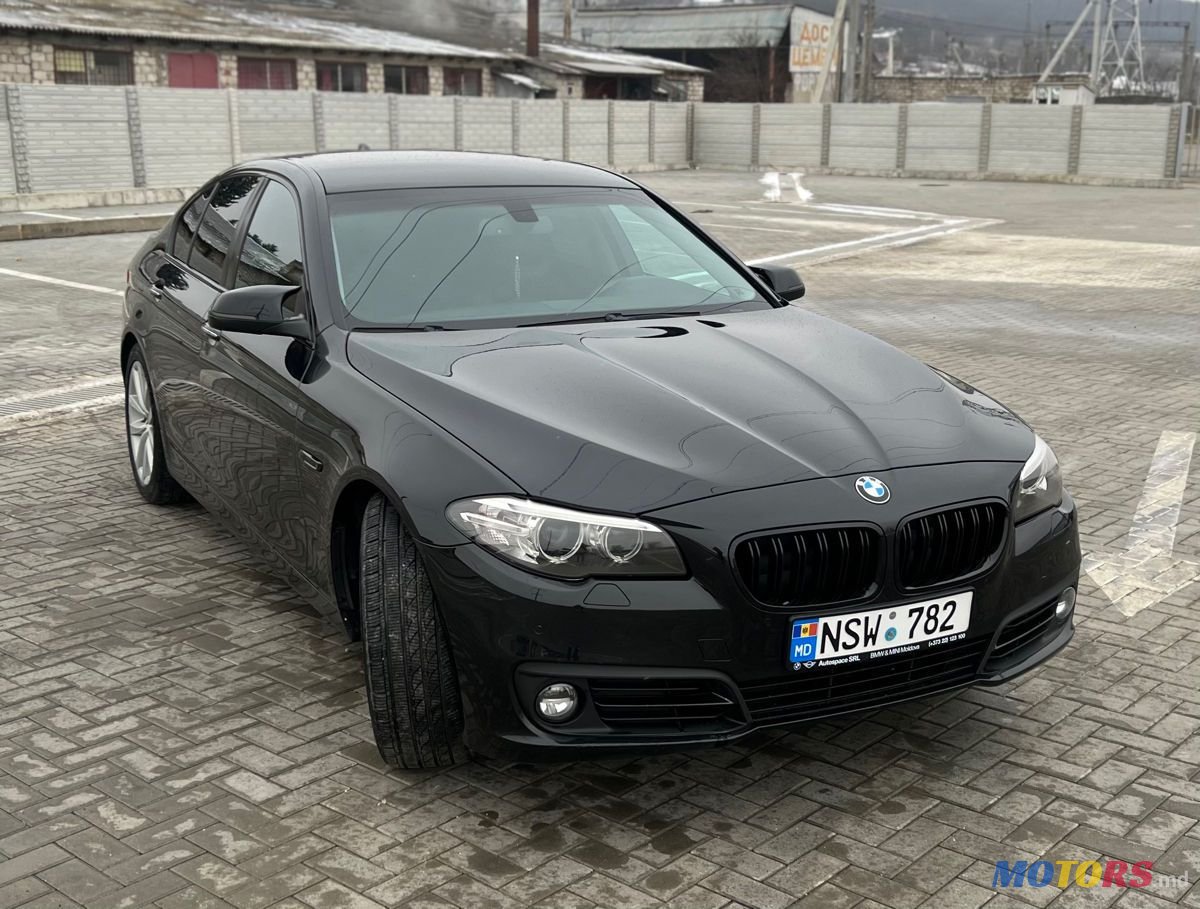 2015' BMW 5 Series photo #2