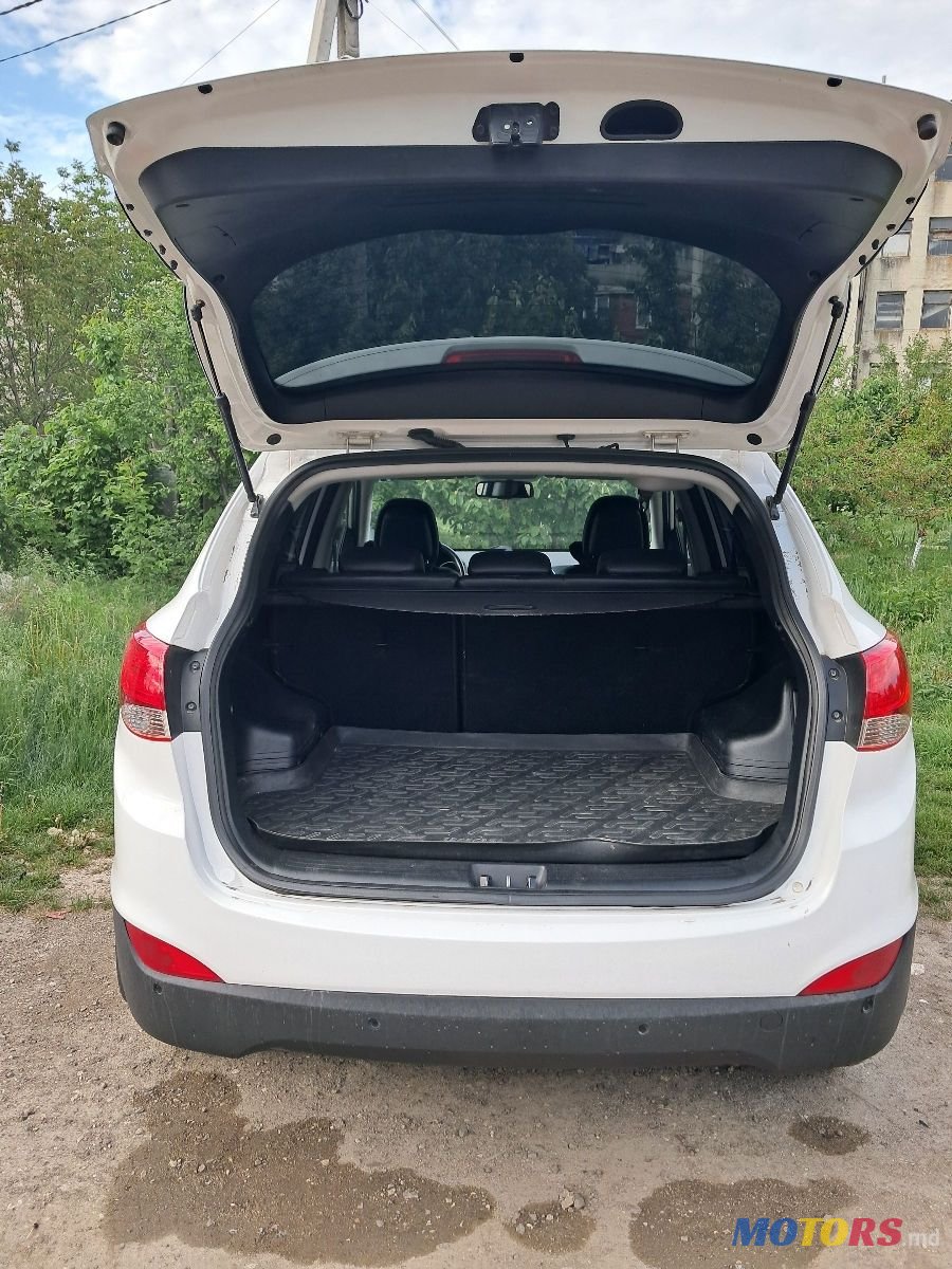 2012' Hyundai ix35 photo #5