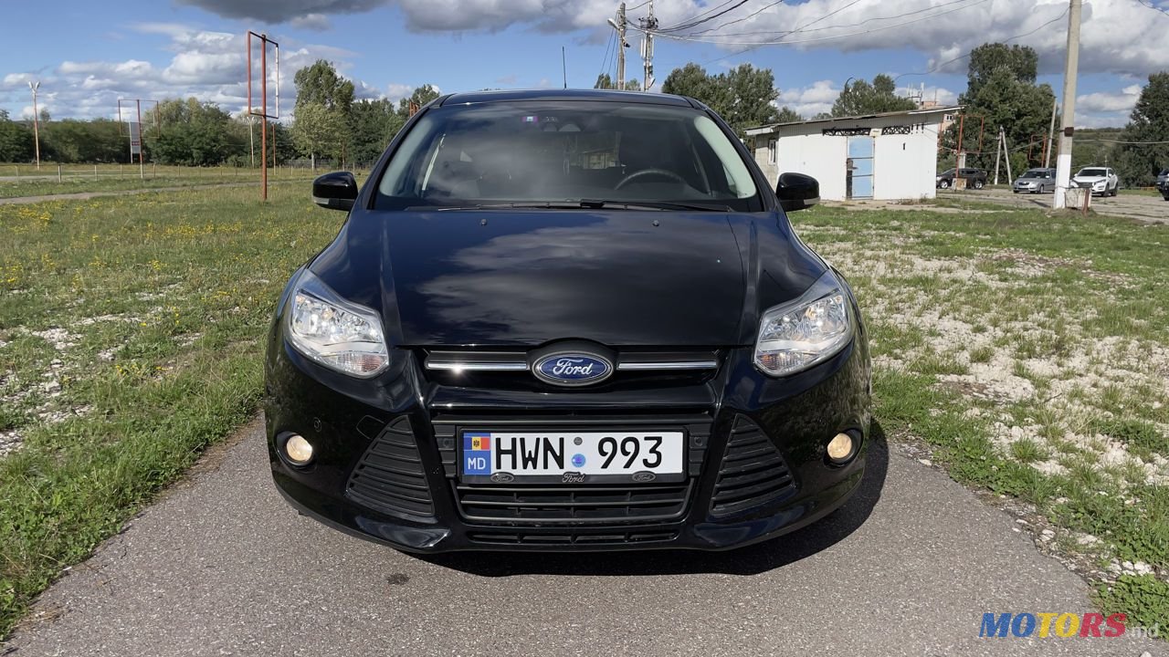 2013' Ford Focus photo #2