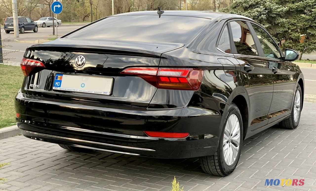 2018' Volkswagen Jetta photo #3