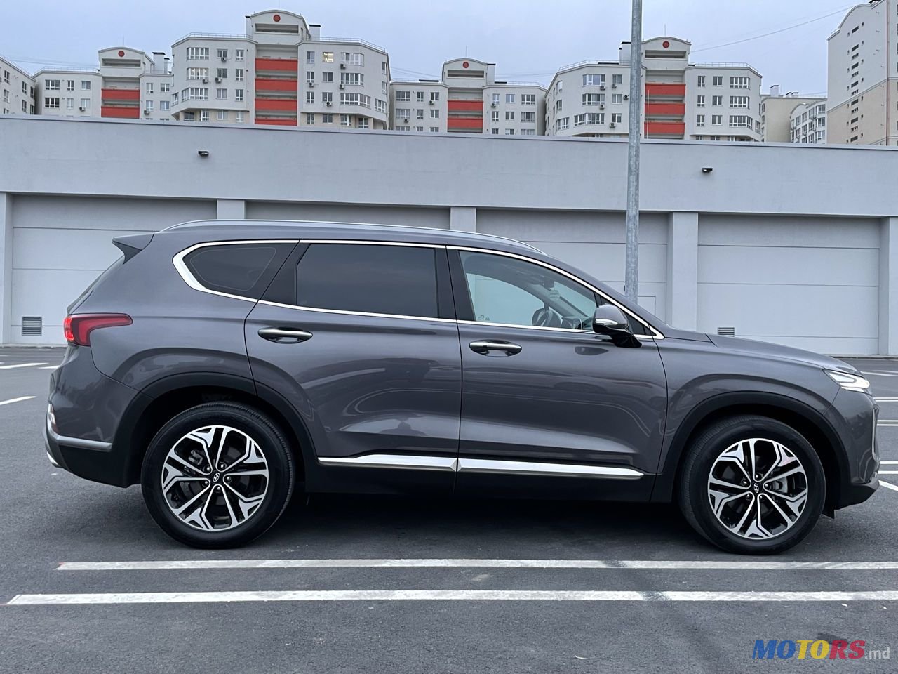 2018' Hyundai Santa Fe photo #3