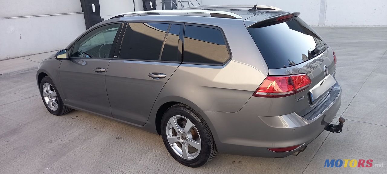 2016' Volkswagen Golf photo #4
