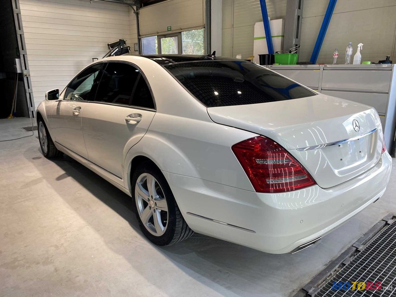 2012' Mercedes-Benz S-Class photo #3