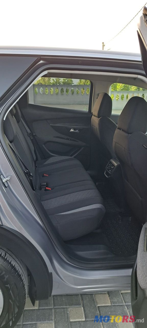 2020' Peugeot 3008 photo #1