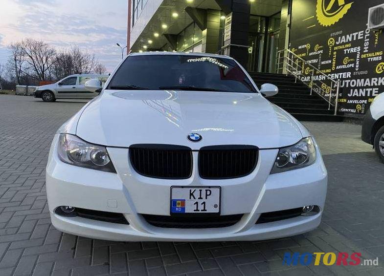 2009' BMW 3 photo #2