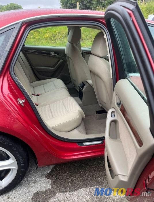 2010' Audi A4 photo #3