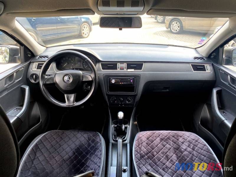 2015' Skoda Rapid photo #4