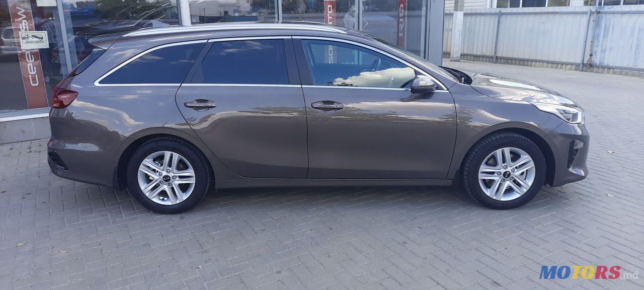 2021' Kia Ceed Sw photo #3