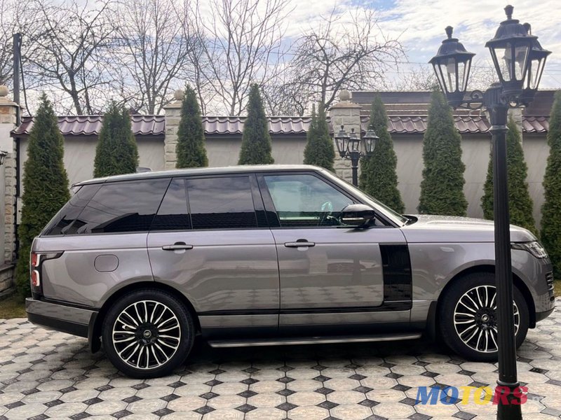 2019' Land Rover Range Rover photo #4