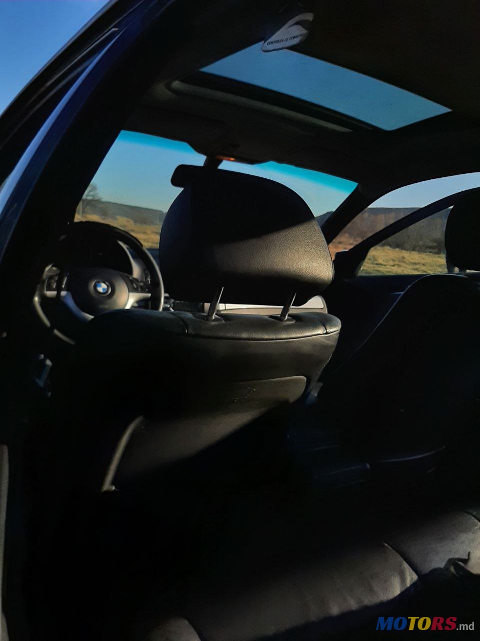 2004' BMW 3 Series E46 photo #6